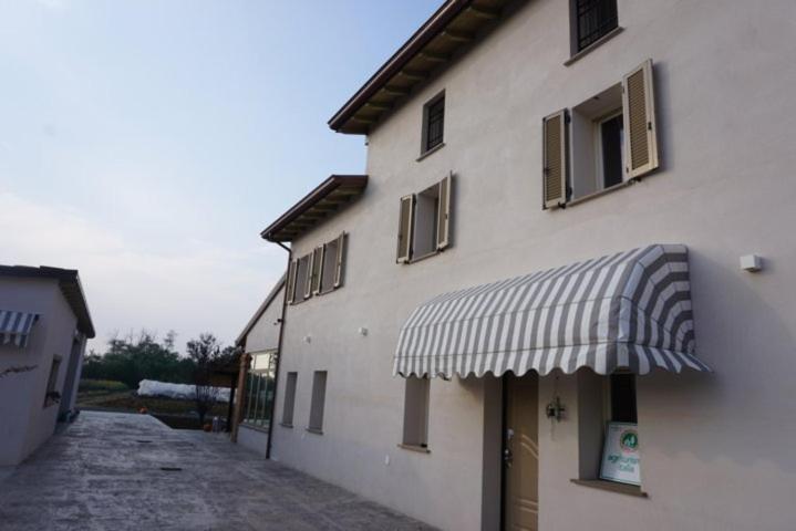 Agriturismo Campogrande Carpaneto Piacentino Luaran gambar